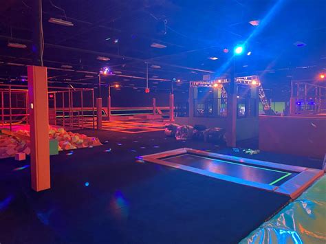 Funz trampoline park - Passengers must be at least 4 years old and 36” Tall and ride with an Adult. Max. Height is 6’10’ and Max. weight is 320 lbs. $9 PER GAME – GALACTIC LASER BATTLE: Min. of 40” Tall and 5 years old. $9 PER WALK – SPACEWALK ROPES COURSE: Min. of 48” Tall. Max. weight is …